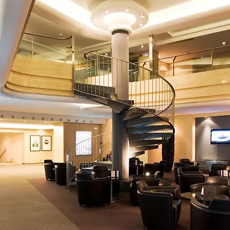 Exe Centro Hotel 4*