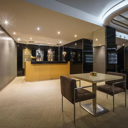 Exe Centro 4* Almería