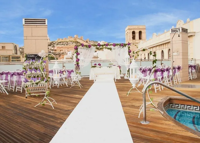 Exe Centro 4* المرية