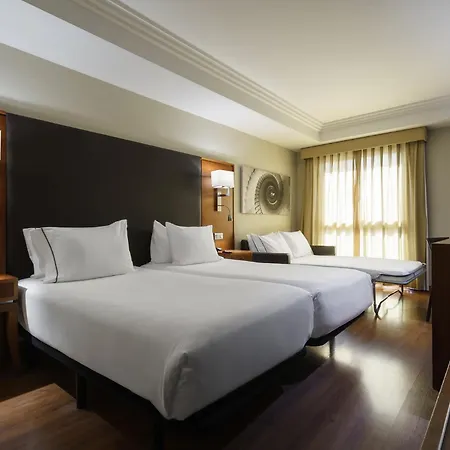 Exe Centro Отель 4*
