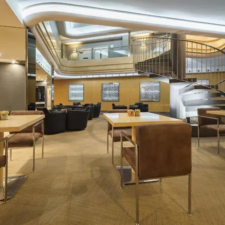 Exe Centro 4* Альмерия