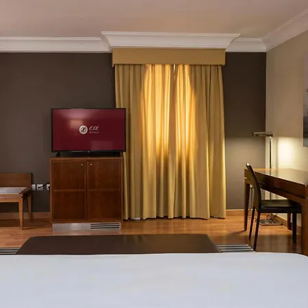 Exe Centro Отель 4*